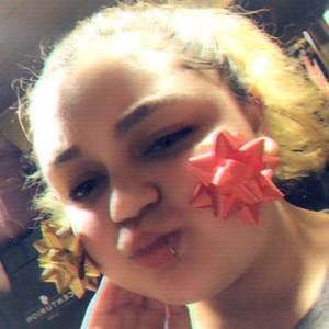 Meet your Posher, Samara